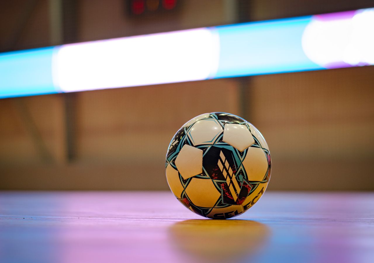 Mecz o sześć punktów. Jak ustala się kolejność w tabeli Futsal Ekstraklasy